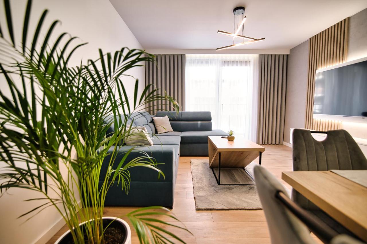Golden 42 Apartment Zator
